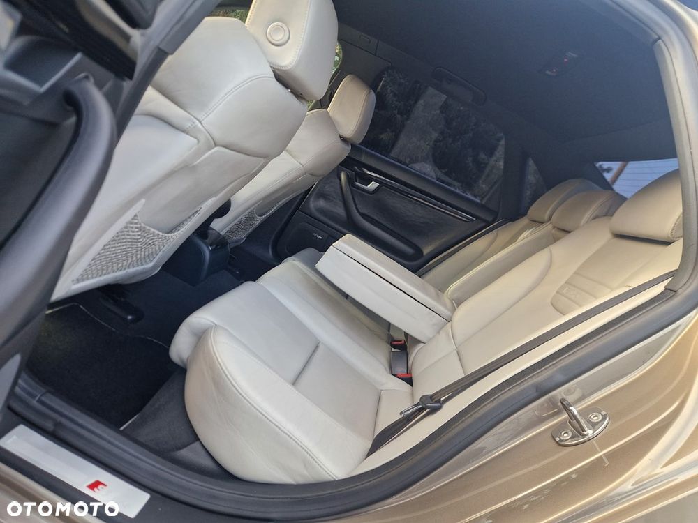 Audi A4 Limousine 1.8T - 9