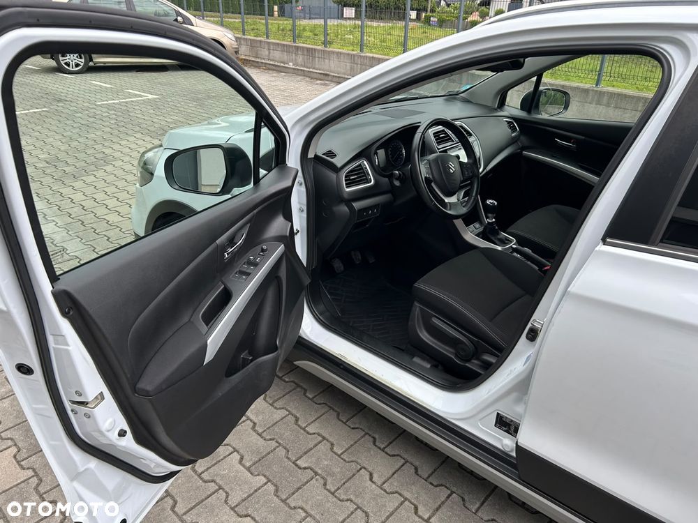 Suzuki SX4 S-Cross - 14
