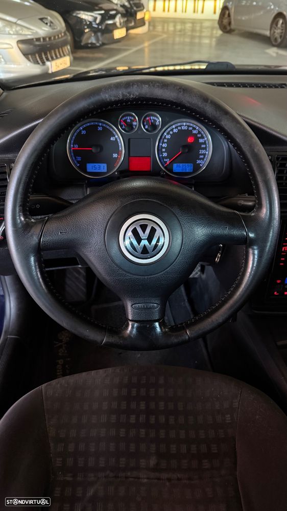 VW Passat 1.9 TDi Comfortline - 18