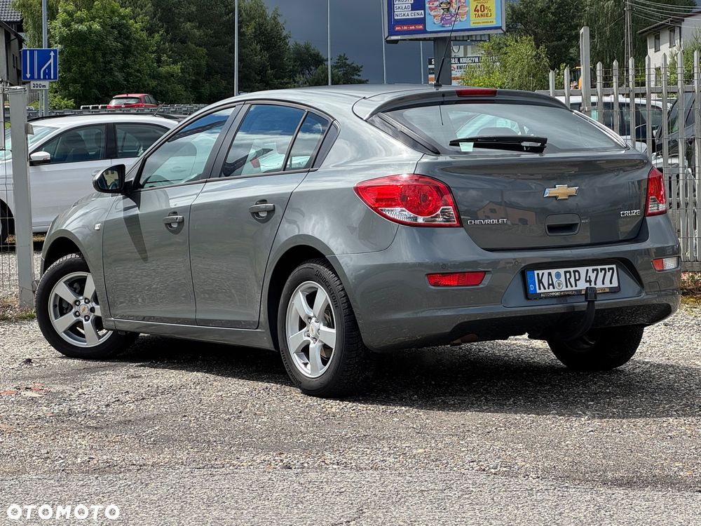Chevrolet Cruze 1.6 LT+ - 5