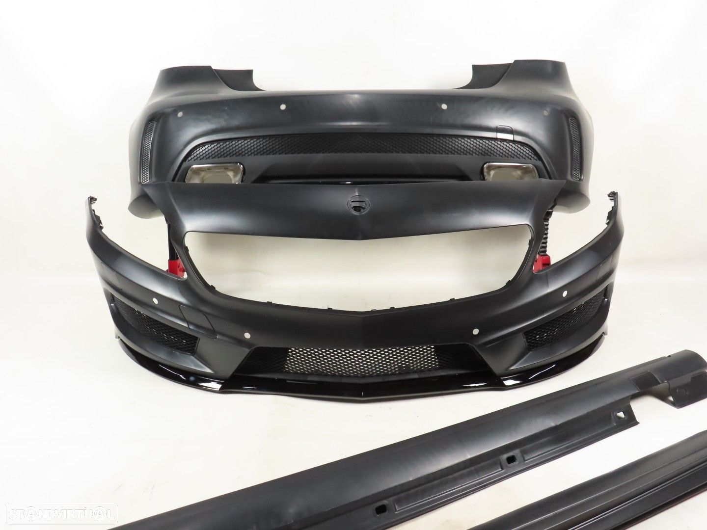 Body Kit A45 AMG Novo/ ABS AMG AMG/MERCEDES-BENZ A-CLASS (W176) - 1