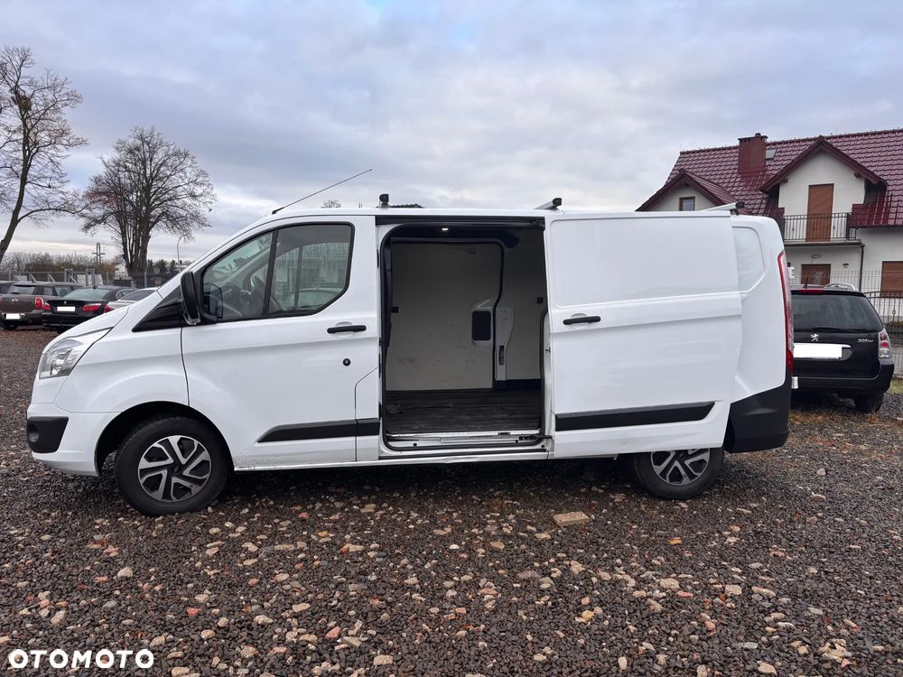 Ford TRANSIT CUSTOM - 14