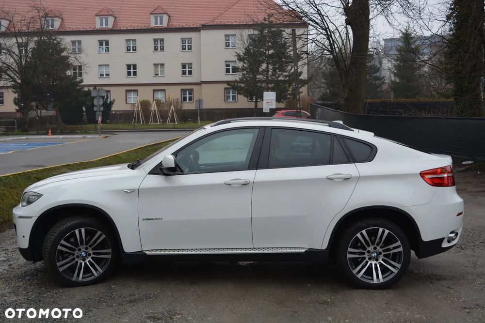 BMW X6 - 11