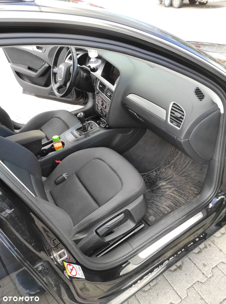 Audi A4 Avant 1.8 TFSI Attraction - 11