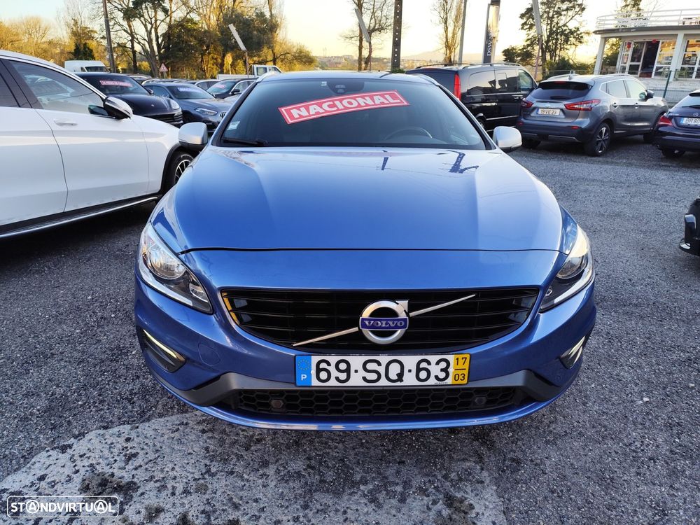 Volvo V60 2.4 D6 R-Design AWD Phev - 1