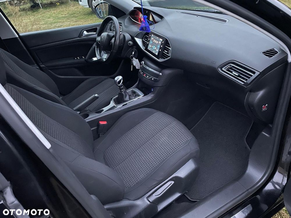 Peugeot 308 BlueHDi 130 Stop & Start Style - 25