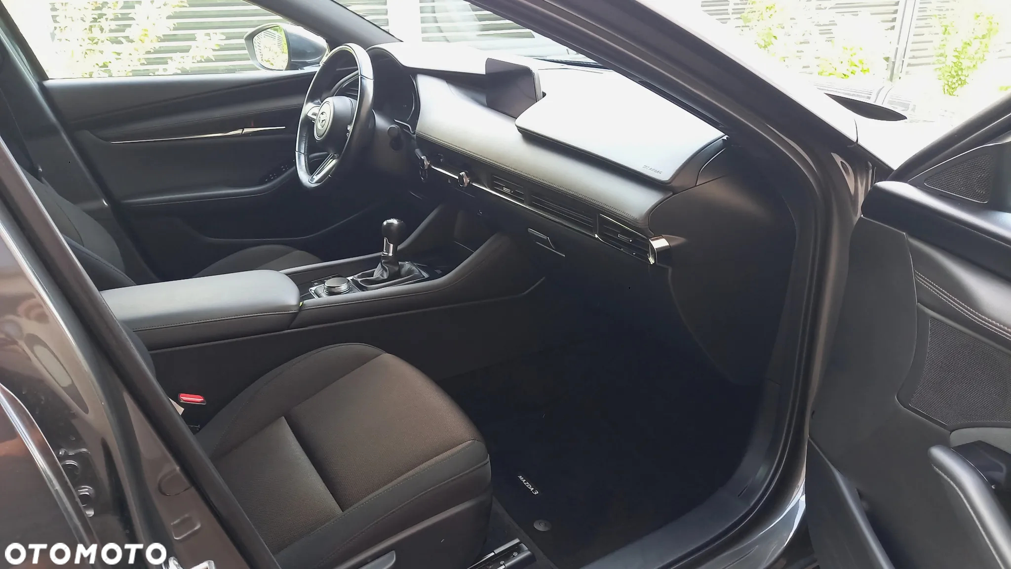 Mazda 3 e-SKYACTIV-X 186 M HYBRID HOMURA - 10