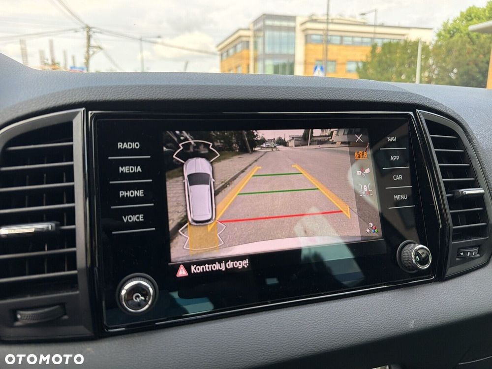 Skoda Karoq 1.5 TSI ACT Selection DSG - 17