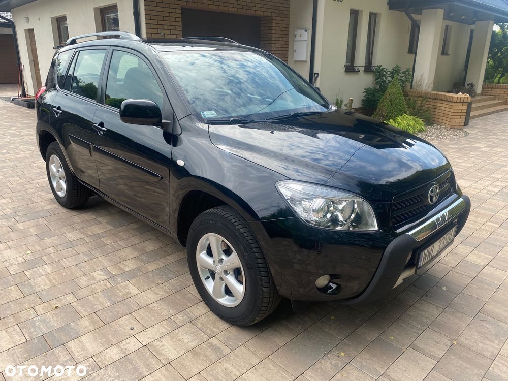 Toyota RAV4 2.0 VVT-i Premium - 1