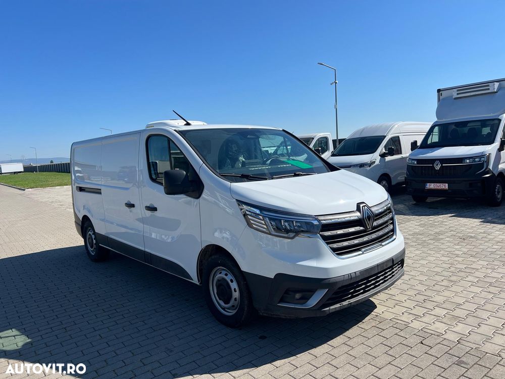 Renault TRAFIC - 1