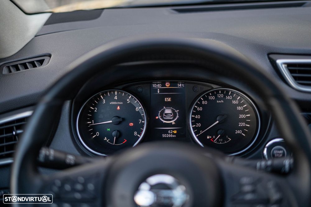 Nissan Qashqai 1.2 DIG-T N-Connecta 18 - 12