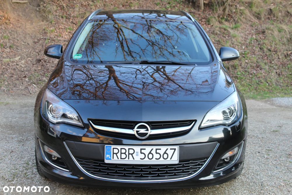 Opel Astra 1.4 Turbo Cosmo - 2