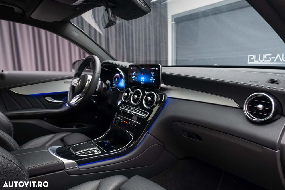 Mercedes-Benz GLC Coupe 300 4MATIC MHEV - 14