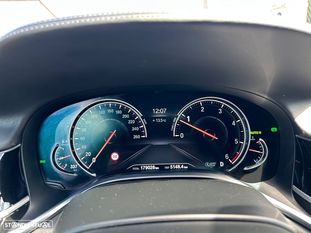 BMW 740 d xDrive Pack M Auto - 14