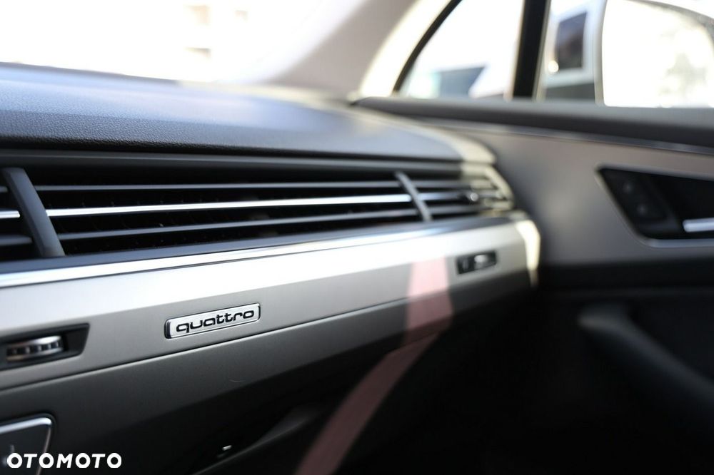 Audi Q7 3.0 TDI ultra Quattro Tiptronic - 24