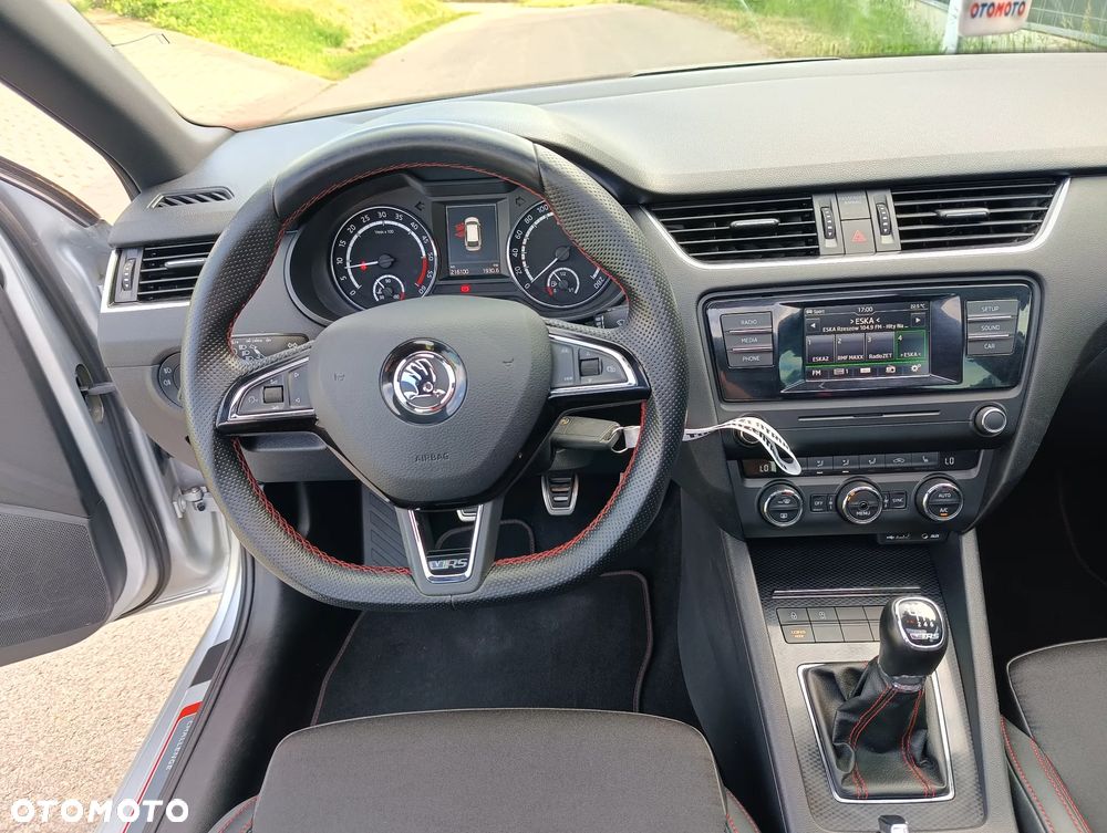 Skoda Octavia 2.0 TDI RS - 39