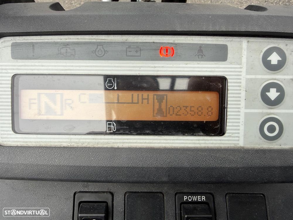 Nissan DX-25 - 8