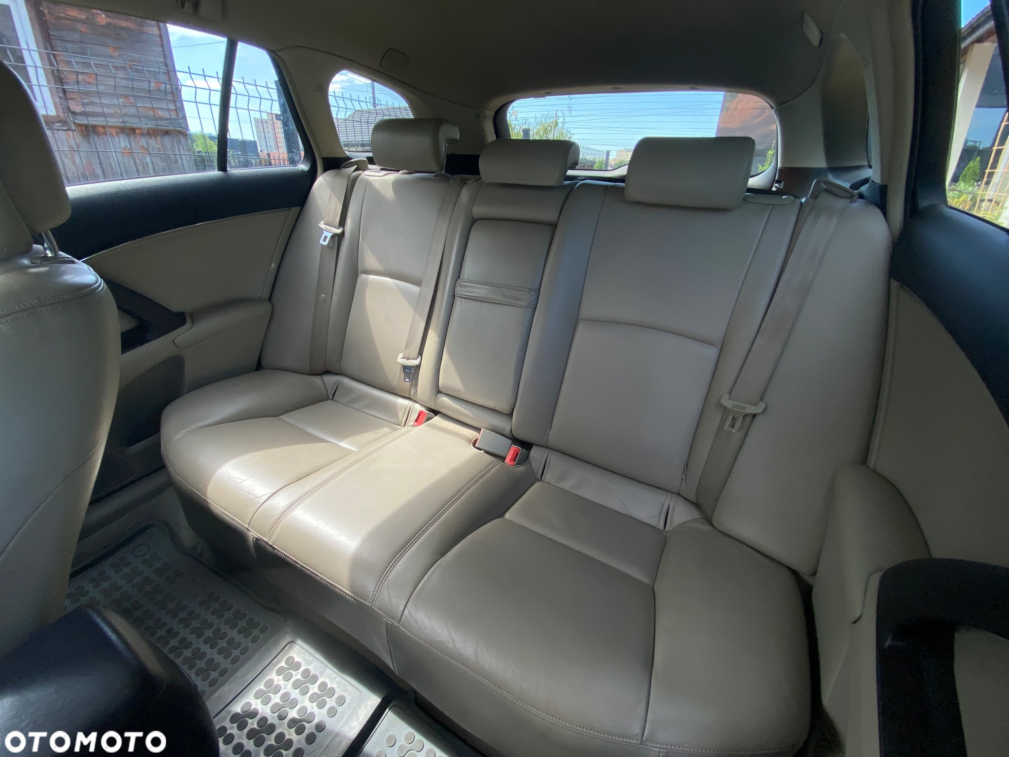 Toyota Avensis 2.2 D-CAT Premium - 11