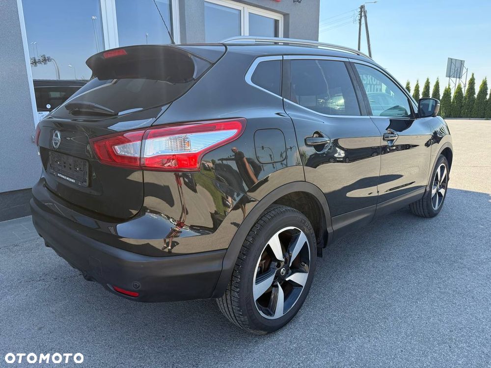 Nissan Qashqai 1.6 360 - 5