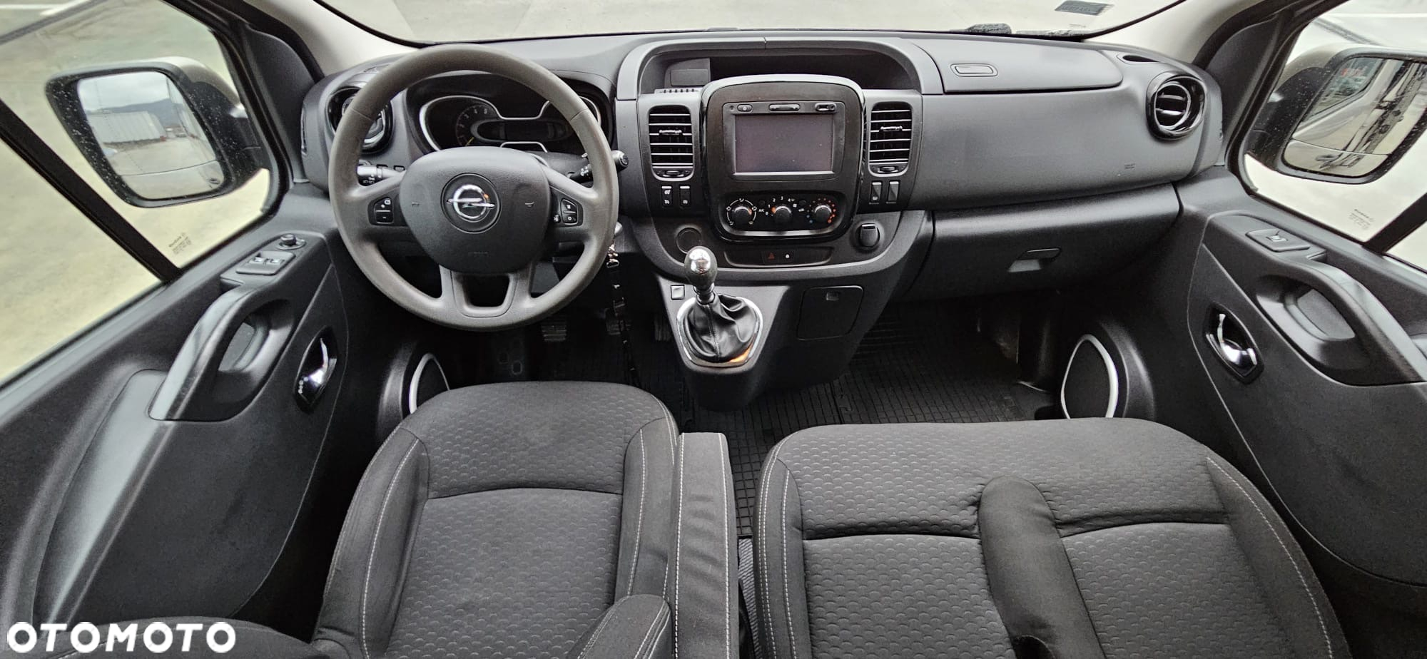 Opel Vivaro - 7