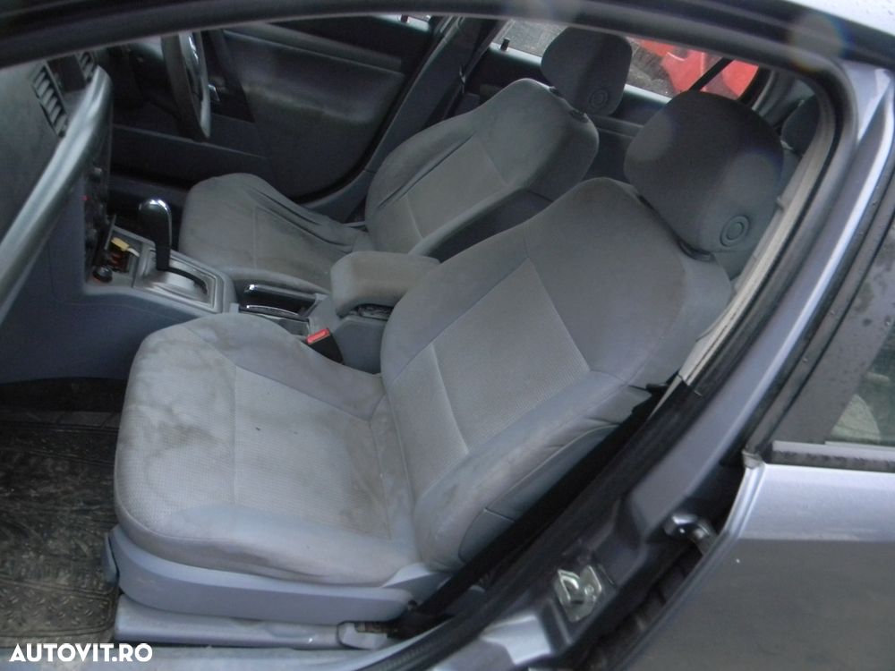 Dezmembrari  Opel VECTRA C  2002  > 2009 2.2 DTI Motorina - 30