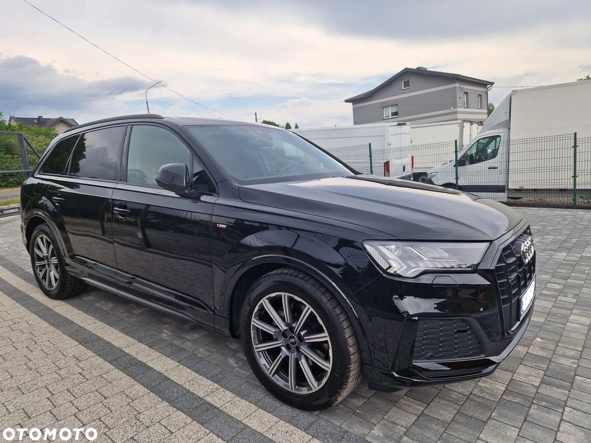 Audi Q7 - 1
