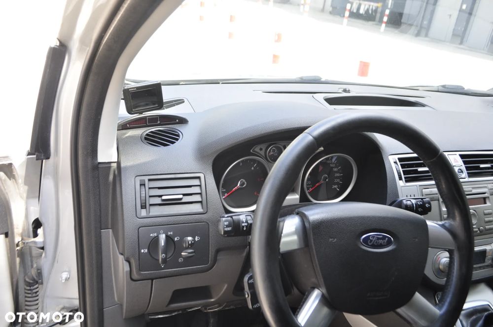 Ford Kuga 2.0 TDCi Trend - 10