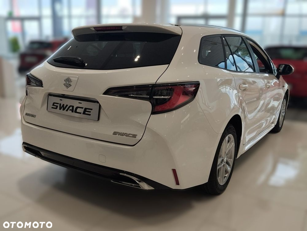 Suzuki Swace 1.8 Hybrid Premium Plus CVT - 4