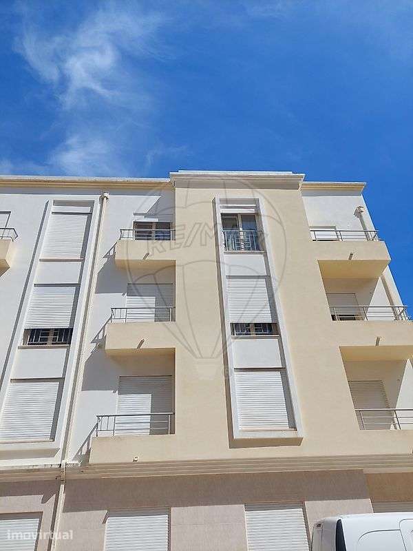 Apartamento T3 para arrendamento - Grande imagem: 2/29