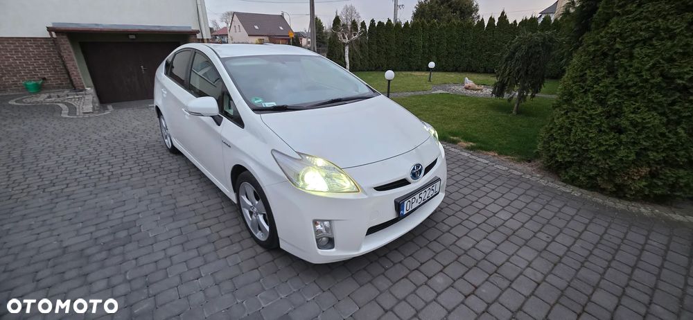 Toyota Prius 1.8 HSD Sol - 1