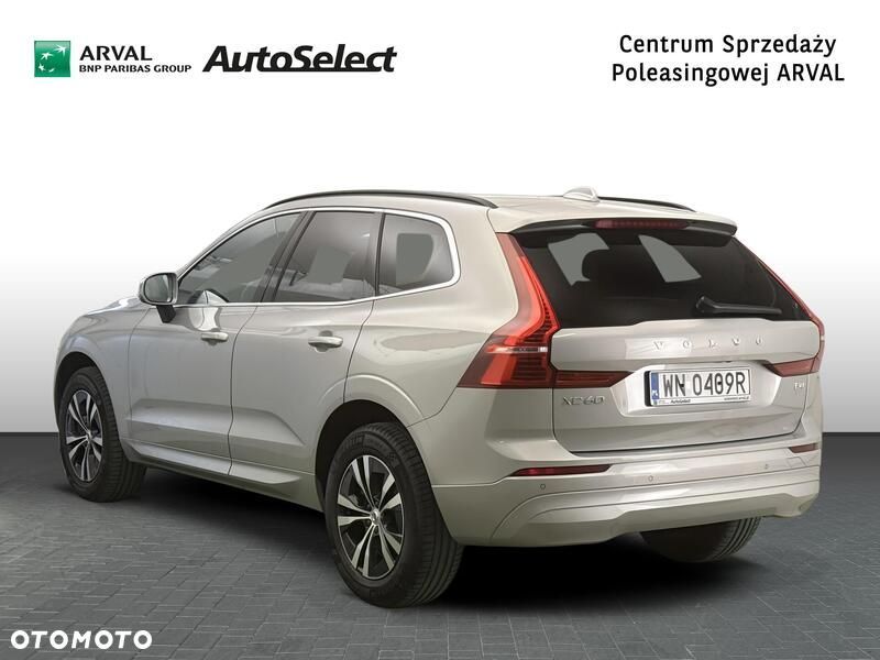 Volvo XC 60 B4 B Momentum Pro - 3