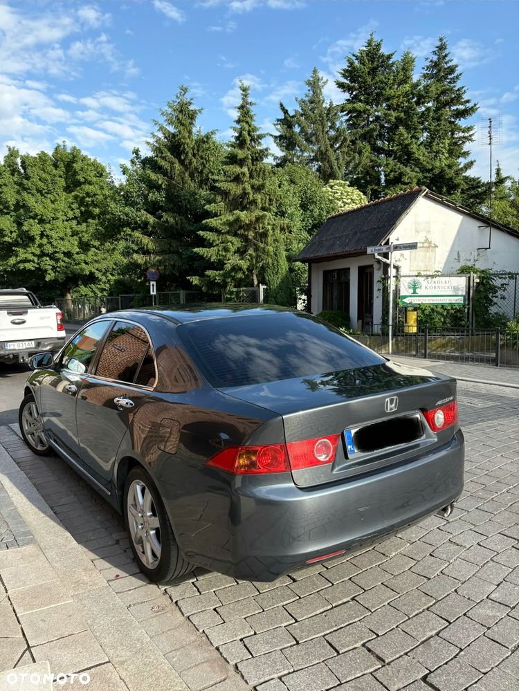 Honda Accord 2.0 Comfort - 19
