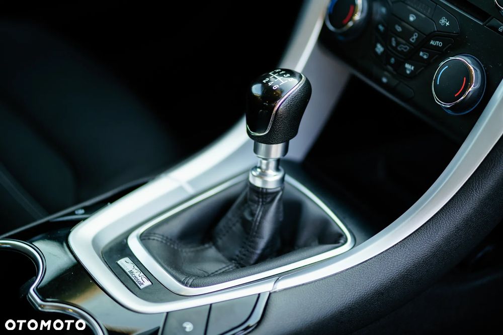 Ford Mondeo 1.5 EcoBoost Ambiente - 13