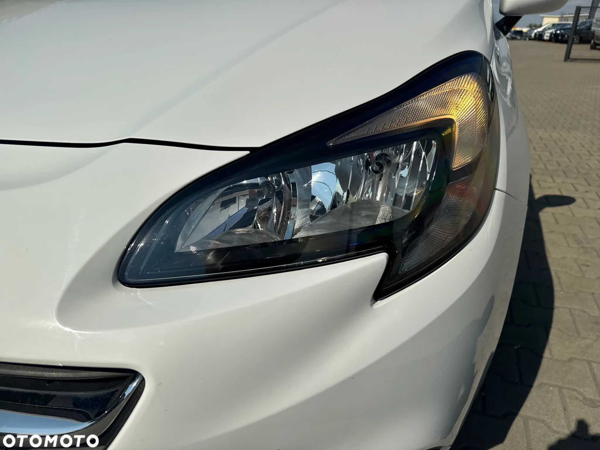 Opel Corsa 1.4 Enjoy S&S - 9
