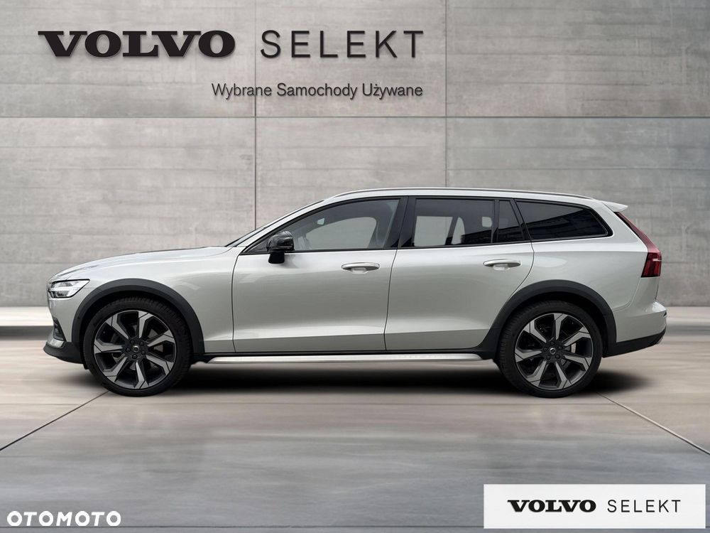 Volvo V60 Cross Country - 6