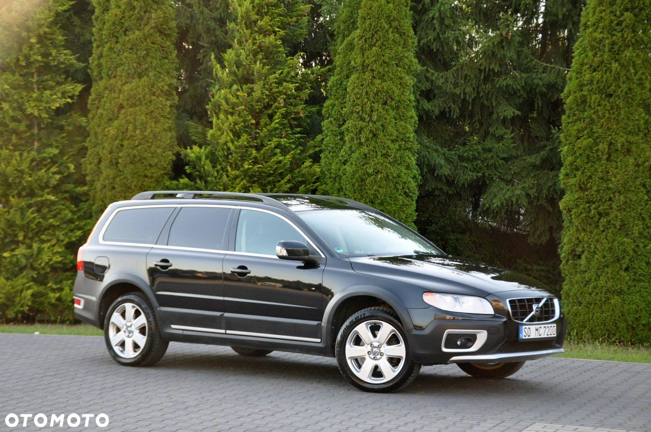 Volvo XC 70 - 4