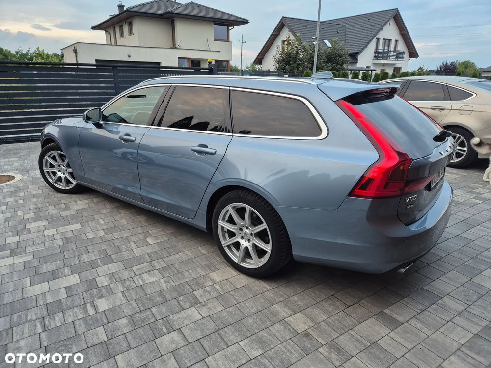 Volvo V90 D4 Geartronic Momentum - 4