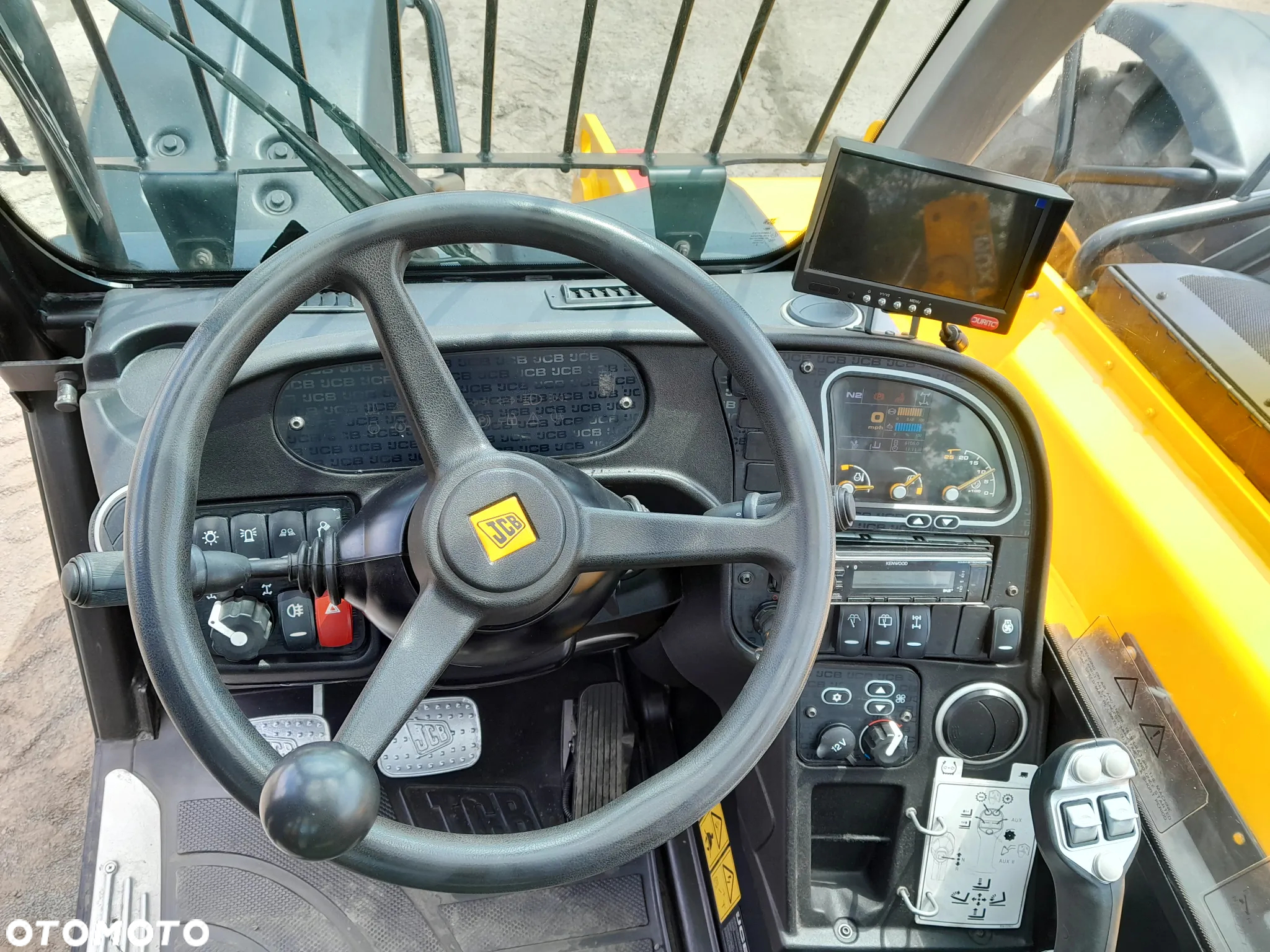 JCB 560-80 - 21