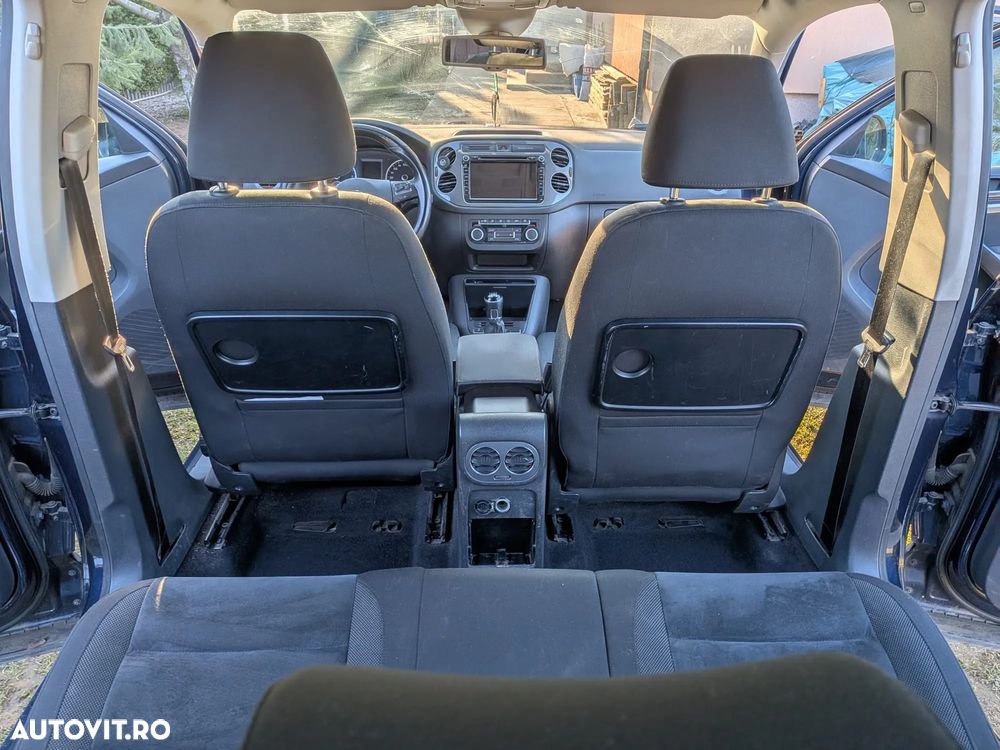 Volkswagen Tiguan 2.0 TDI DPF BlueMotion Technology Trend & Fun - 24