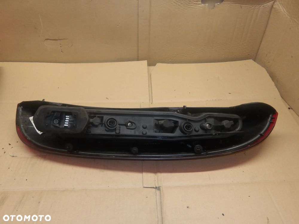 OPEL CORSA C 00-03 1.2B LAMPA PRAWA LEWA TYŁ 09114336 09114337 - 8