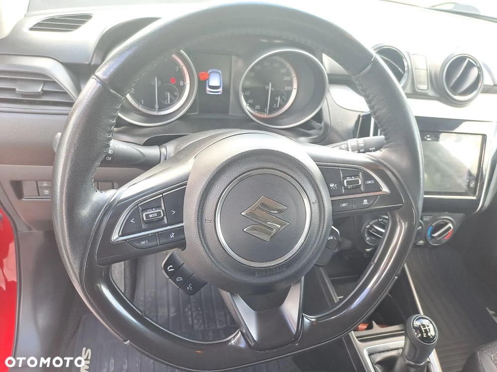 Suzuki Swift 1.2 Dualjet SHVS Premium Plus - 11
