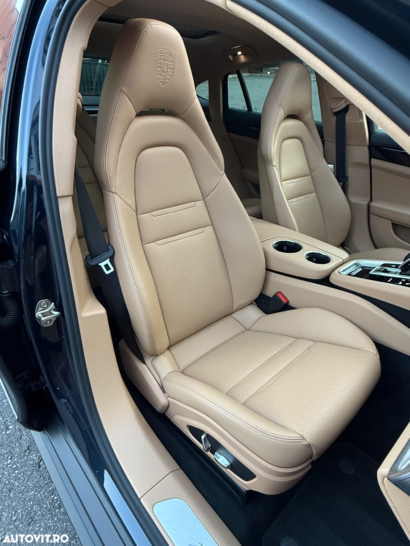 Porsche Panamera 4 Sport Turismo - 14
