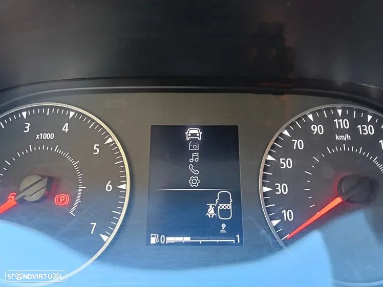 Dacia Sandero 1.0 SCe Essential - 21
