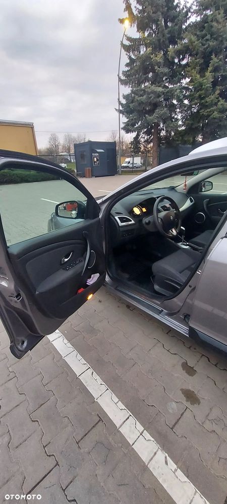 Renault Megane 1.5 dCi Exception EDC - 5