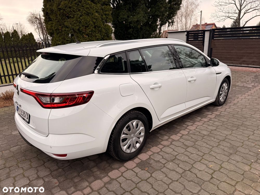 Renault Megane 1.5 Blue dCi Business - 7