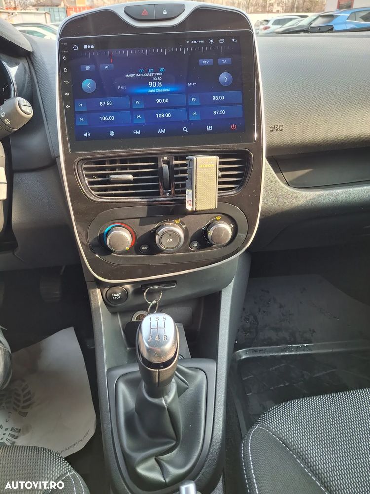 Renault Clio TCe Life - 18