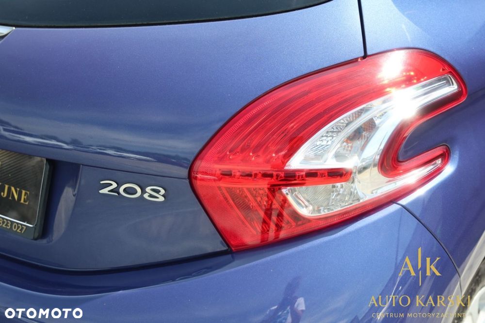 Peugeot 208 - 16