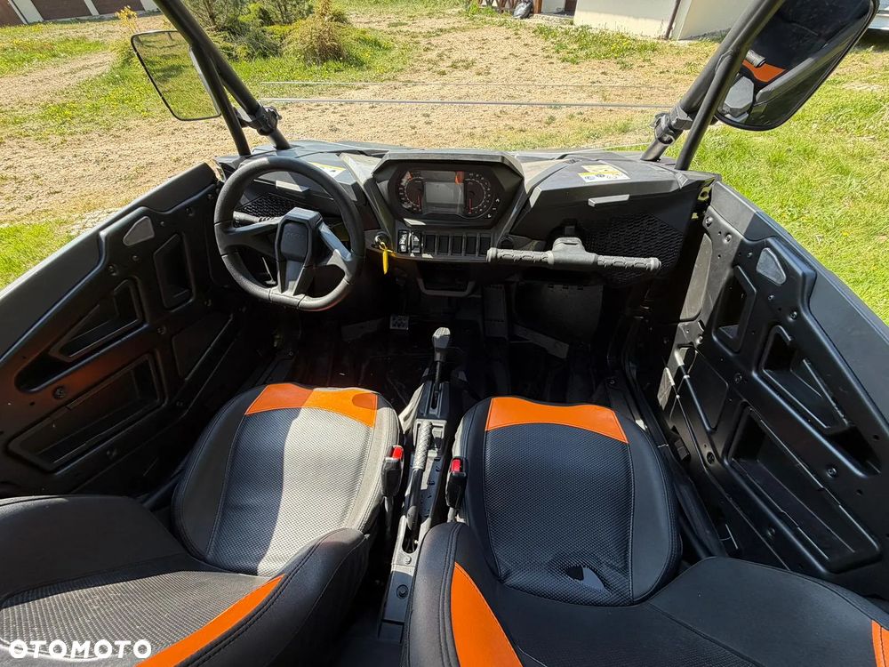 Polaris RZR - 32