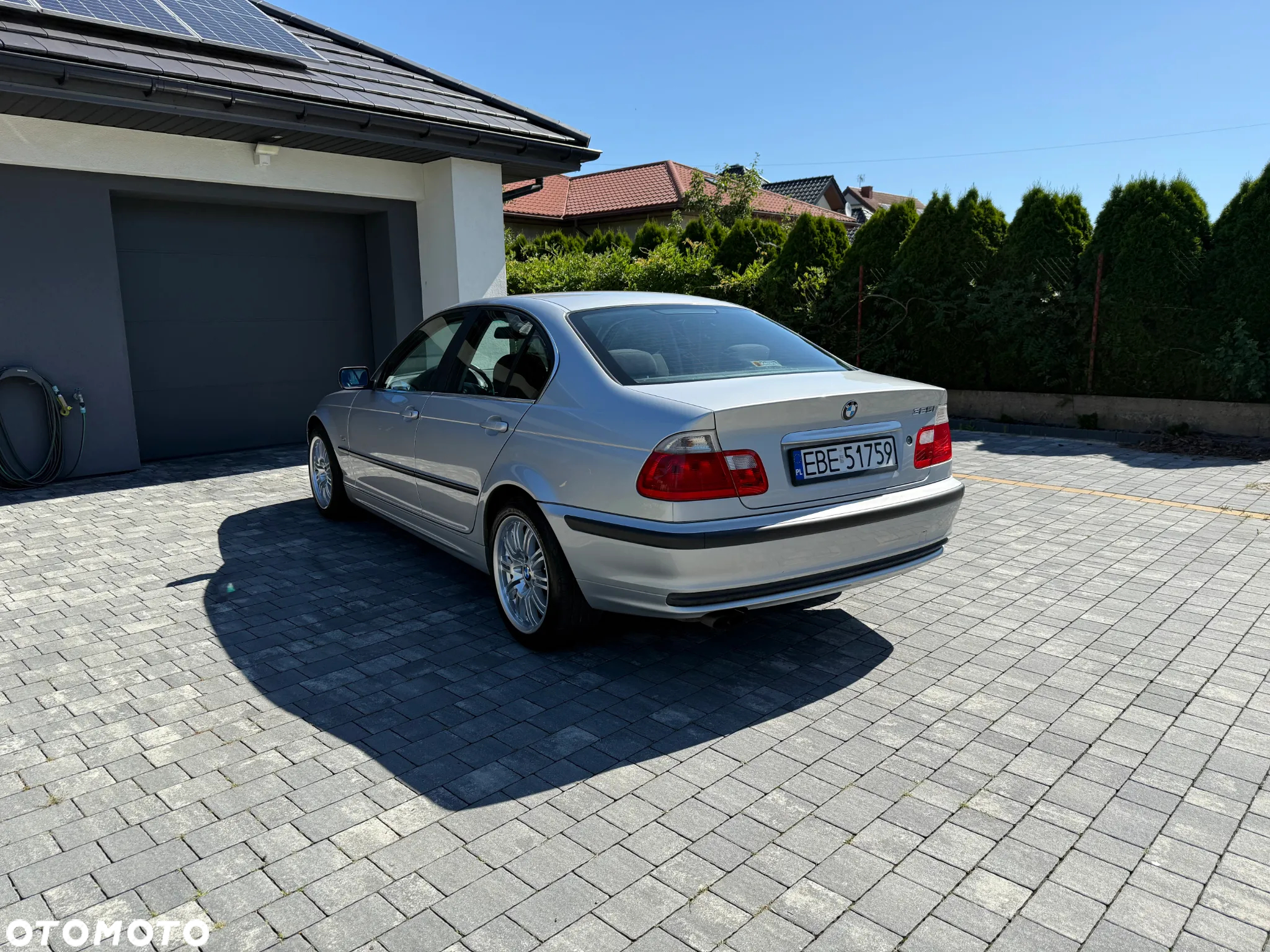 BMW Seria 3 325i - 5
