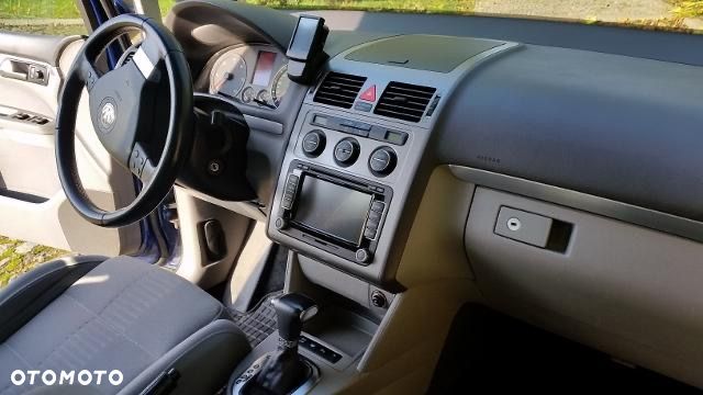 Volkswagen Touran 2.0 TDI DPF DSG Trendline - 7